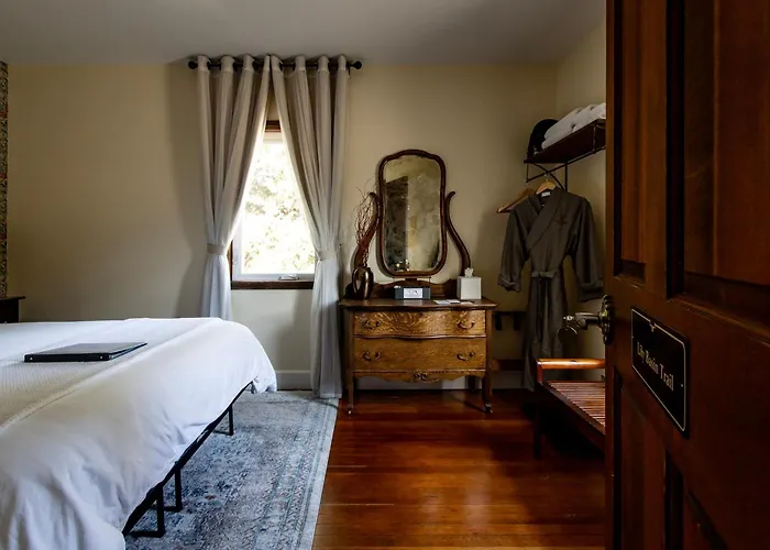 Historic Hotel Packwood