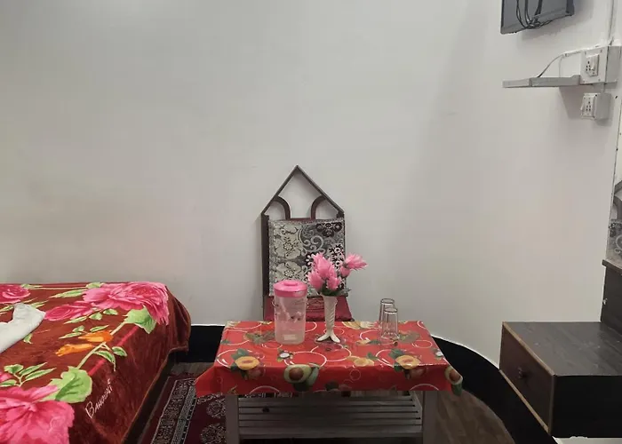 The Oasis Holiday Home & Restaurant