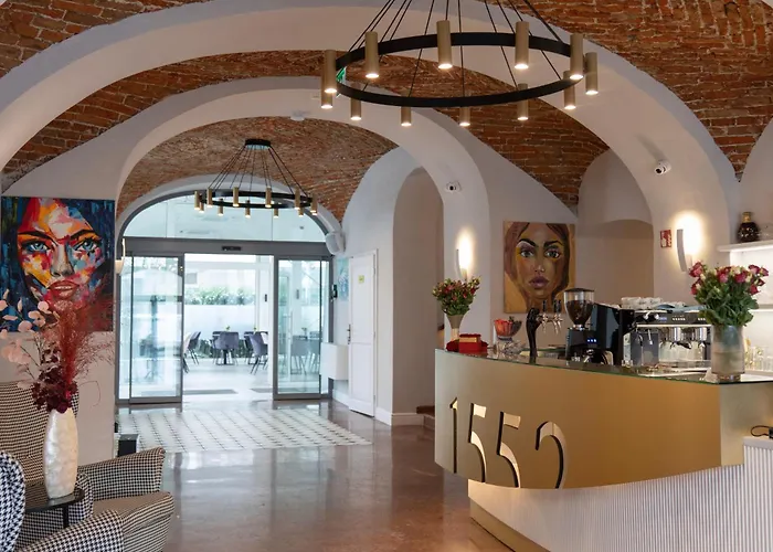 1552 Boutique Hotel