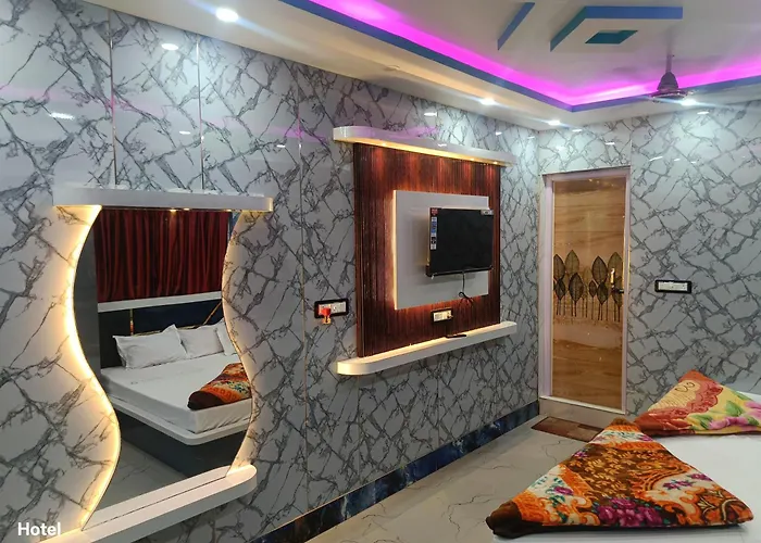 Hotel Dwarkadhish Tarapith