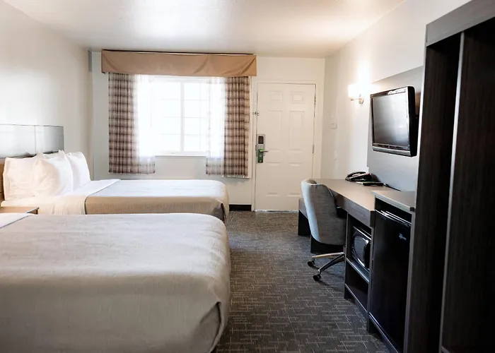Quality Inn & Suites Lathrop