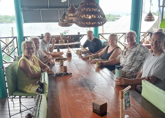 The Golden Resort - Tortugal River Lodge & Marina