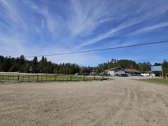 Palmerston Lake Motel