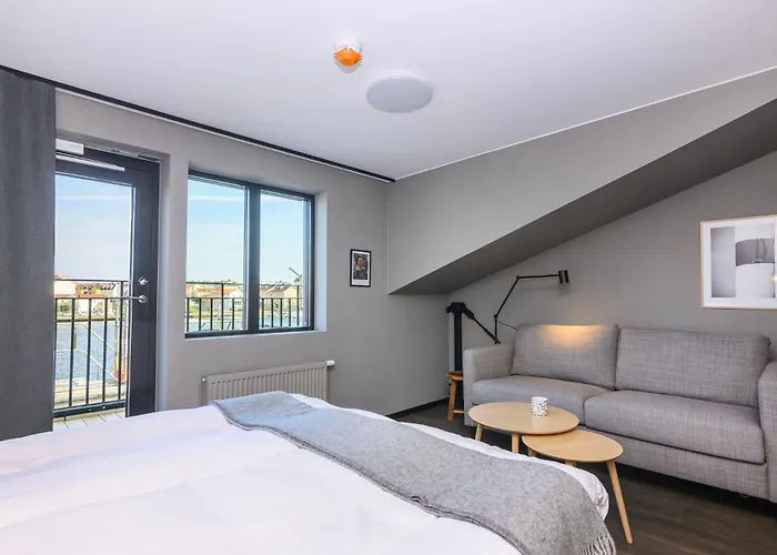 Blomloefs Hotell Saltoe