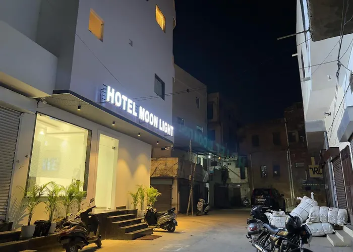 Hotel Moon Light