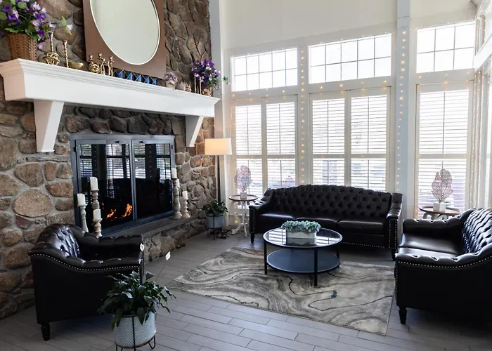 Iris Hotel Cape Cod
