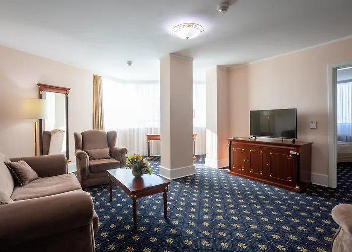 A Hoteli - Hotel Sloboda