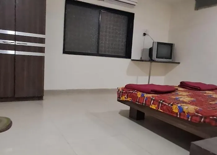 Hotel Poonam Lodge