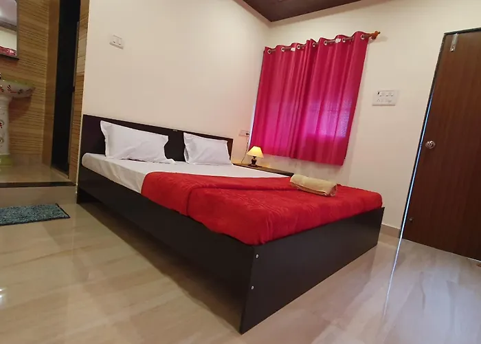 Serina House Malvan