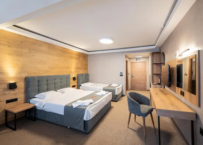 Avenue Hotel