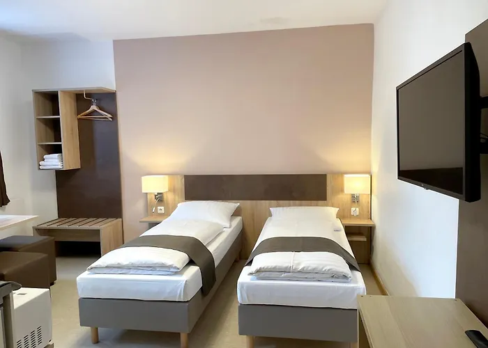 Hana Aparthotel