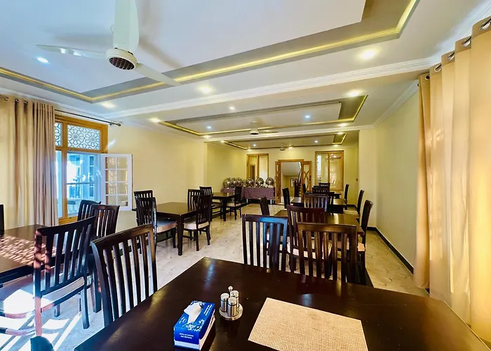 Areena Hotel