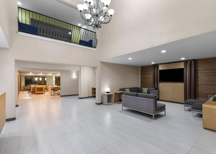 Hawthorn Extended Stay By Wyndham College Station South