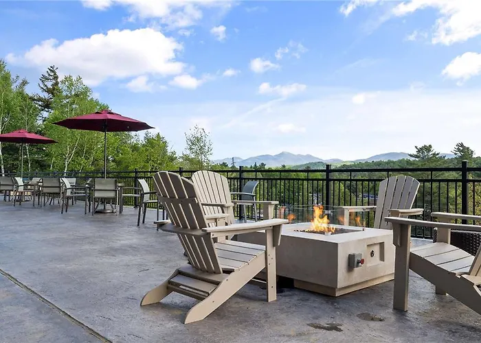 Cambria Hotel Lake Placid - Lakeside Resort