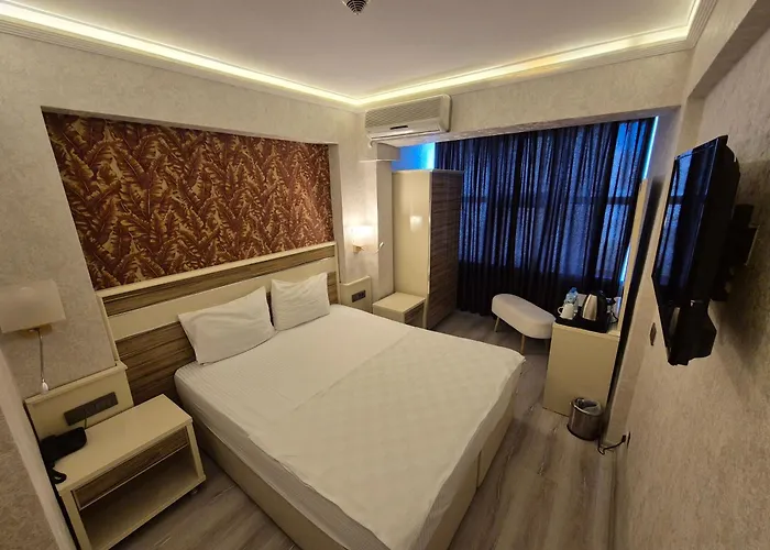 Best Smyrna Hotel