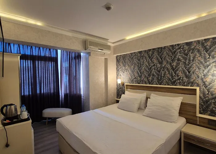 Best Smyrna Hotel