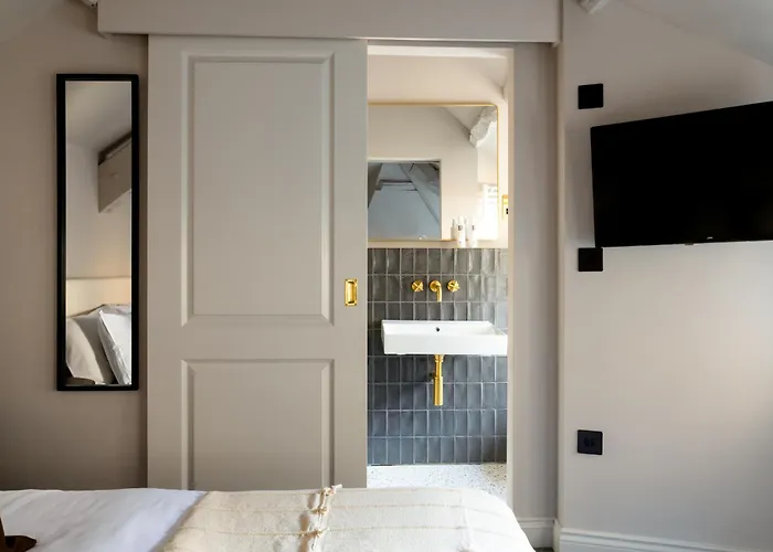 Domain Boutique Rooms