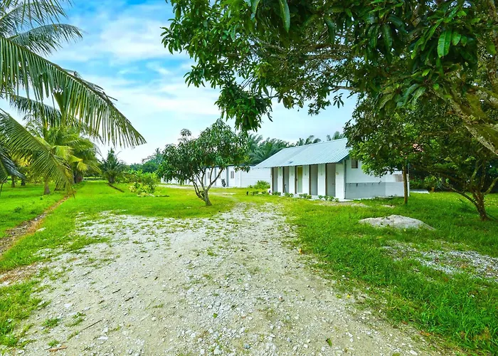 Hotel O Asiacamp Chalet Tanjung Karang