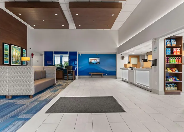 Holiday Inn Express And Suites Surrey By Ihg