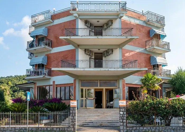 Hotel Royal