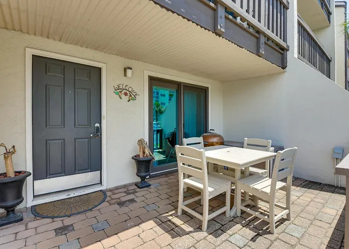 Seaside Panama City Beach Condo W/ Outdoor Pool!