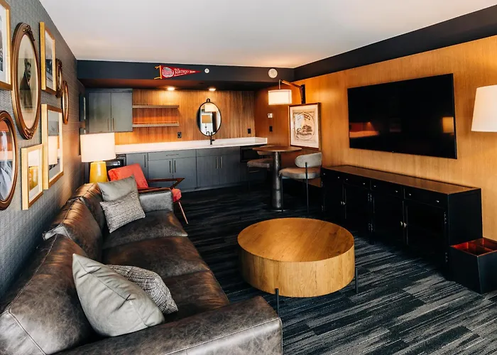 The Trail Hotel