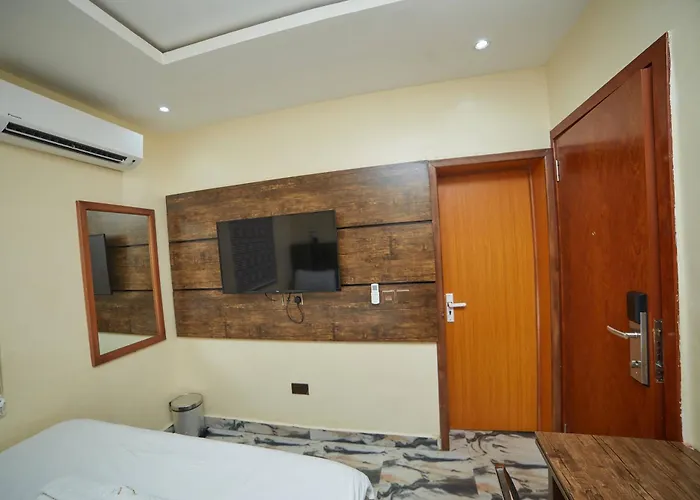 Masters Class Hotel