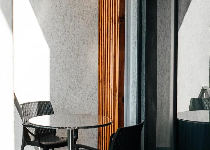 Hotel Autograph 1 & Restaurant & Lounge Bar