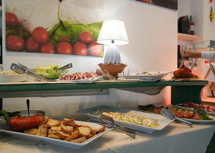 Hotel Marinella - Private Free Parking - Grotticelle Beach 200 M