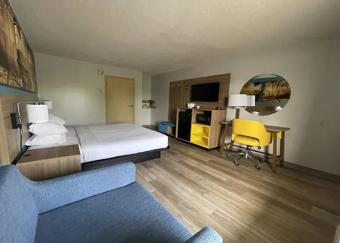 Days Inn & Suites By Wyndham York