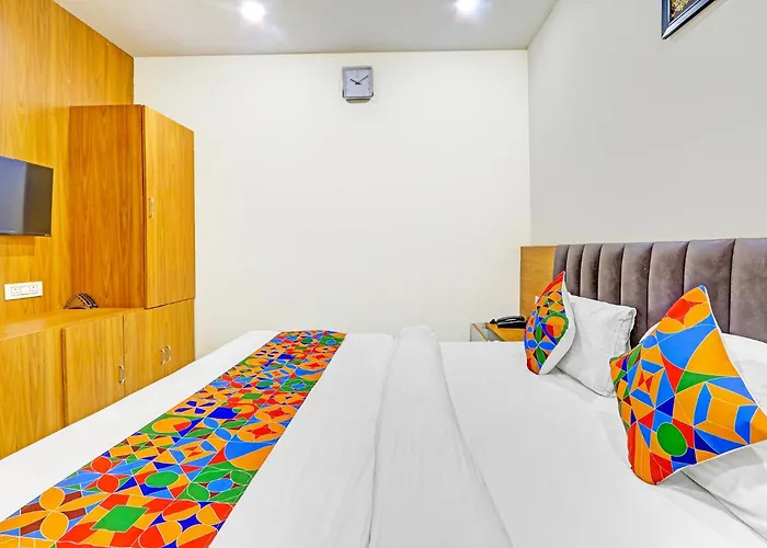 Fabhotel Dharani Grand - Nr Mamata Medical College