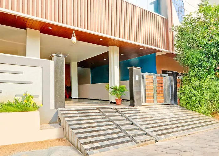 Fabhotel Dharani Grand - Nr Mamata Medical College