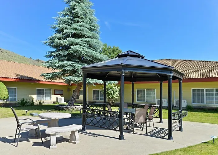Fremont Inn Lakeview