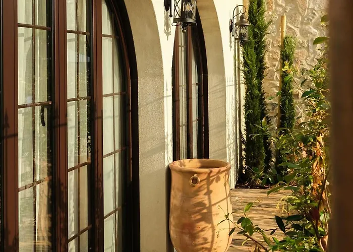 L'Abbaye Hotel