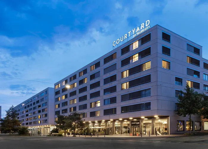 Courtyard By Marriott Zurich North