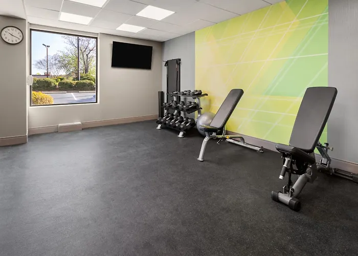 Holiday Inn & Suites Columbia Ne - Ft Jackson Area By Ihg