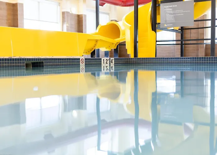 Home Inn And Suites Lloydminster