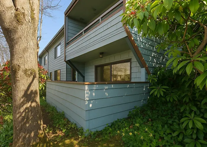 2B2B Mercer Island