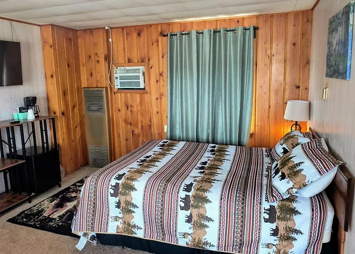 Big Sky Motel