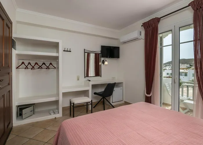 Ostria Hotel