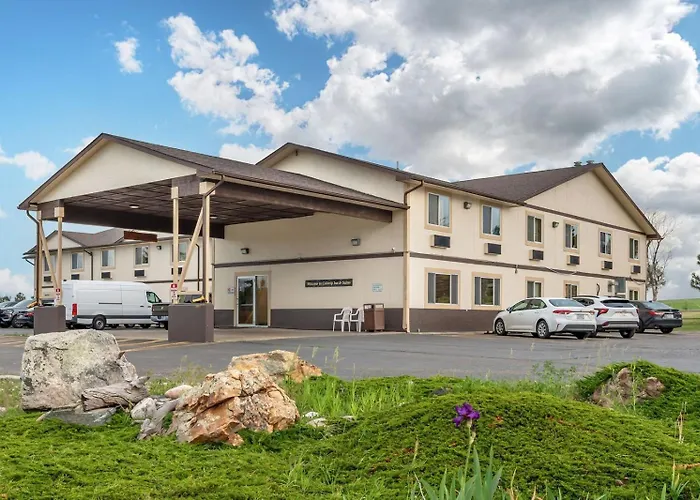 Colstrip Inn & Suites