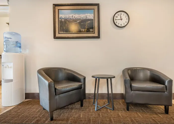 Colstrip Inn & Suites