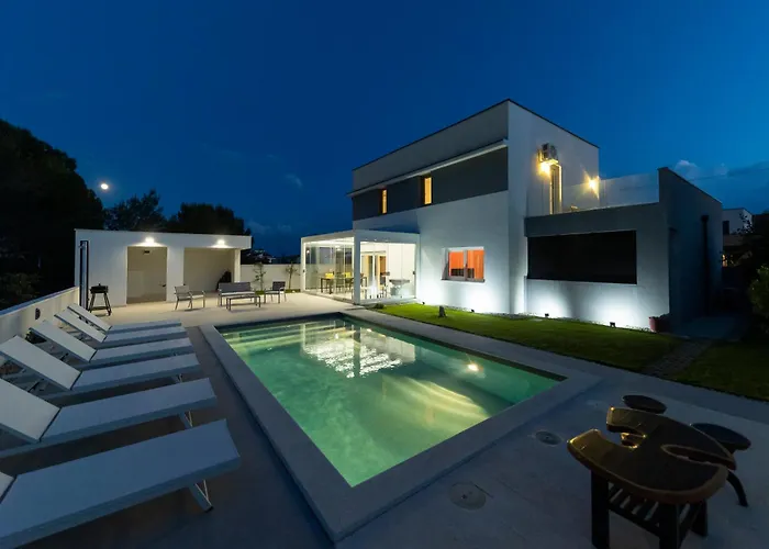 Alba Family Home