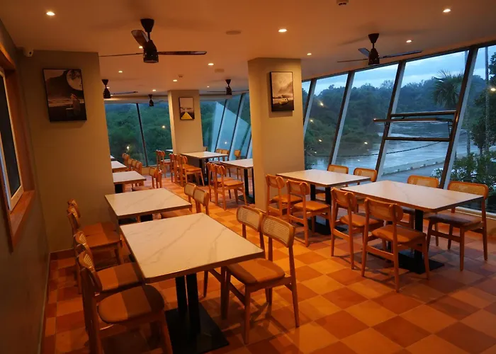 Hotel River View Sringeri