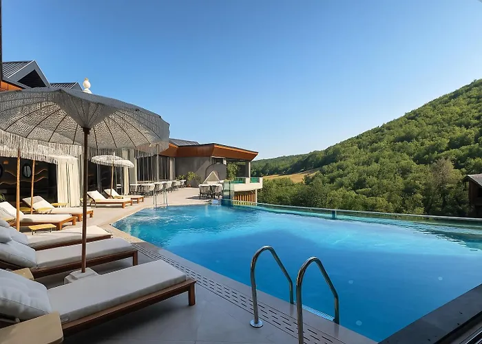Resort Ujevara E Drinit