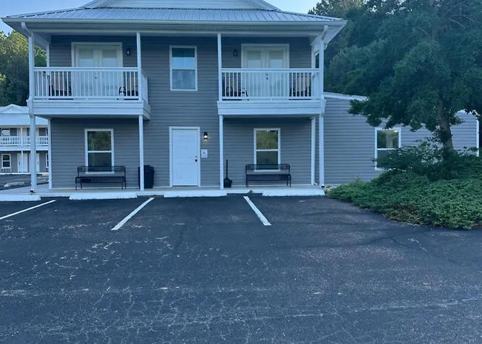 Lake Park Inn