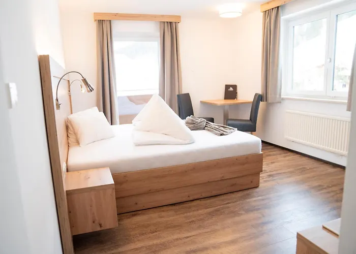 Hotel Alpina