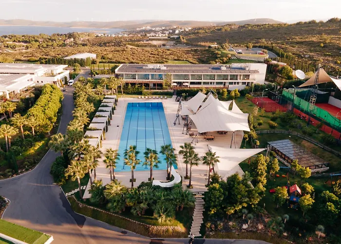Hiddenbay Teos Hotel