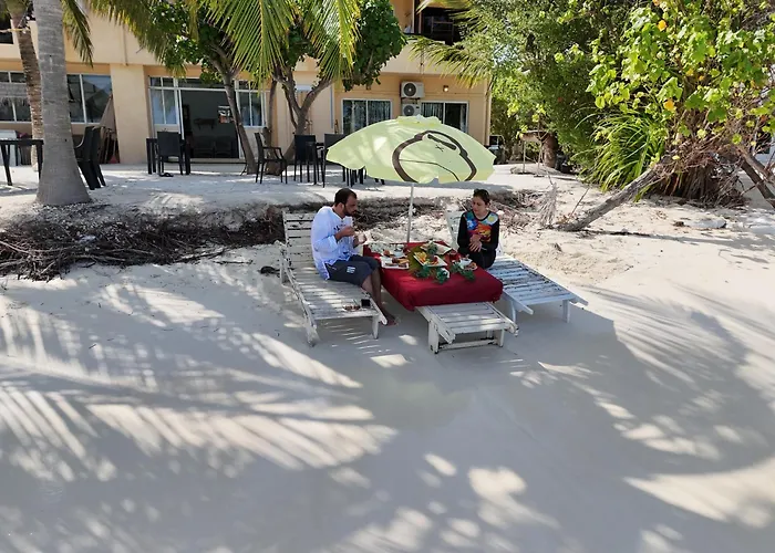 Crown Beach Villas With Direct Access To The Bikini Beach