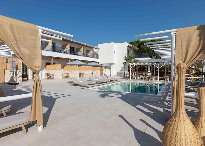 Linari Sea & Suites